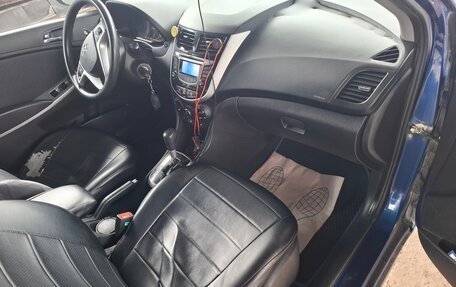 Hyundai Solaris II рестайлинг, 2012 год, 670 000 рублей, 15 фотография