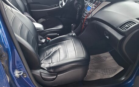 Hyundai Solaris II рестайлинг, 2012 год, 670 000 рублей, 14 фотография