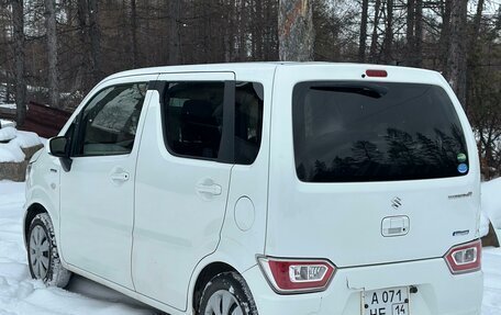 Suzuki Wagon R VI, 2018 год, 750 000 рублей, 3 фотография