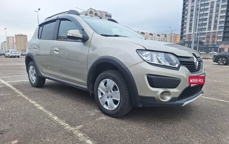 Renault Sandero II рестайлинг, 2017 год, 930 000 рублей, 3 фотография