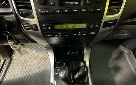 Toyota Land Cruiser Prado 120 рестайлинг, 2008 год, 2 499 000 рублей, 16 фотография