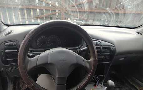 Mitsubishi Lancer VII, 2000 год, 90 000 рублей, 8 фотография