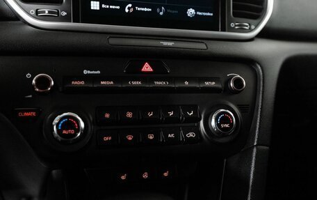 KIA Sportage IV рестайлинг, 2020 год, 1 955 000 рублей, 12 фотография