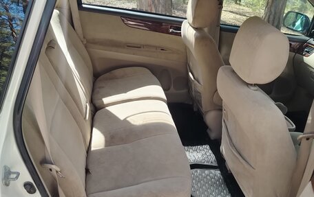 Toyota Ipsum II, 2001 год, 850 000 рублей, 14 фотография