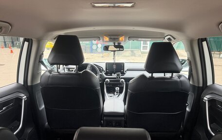 Toyota RAV4, 2021 год, 3 500 000 рублей, 11 фотография