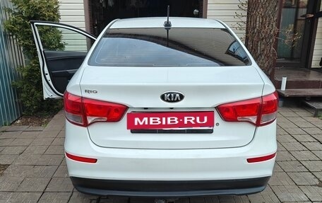KIA Rio III рестайлинг, 2017 год, 1 000 070 рублей, 3 фотография