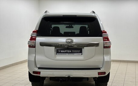 Toyota Land Cruiser Prado 150 рестайлинг 2, 2016 год, 4 197 000 рублей, 5 фотография