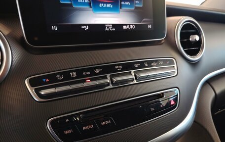 Mercedes-Benz V-Класс, 2016 год, 4 000 000 рублей, 16 фотография