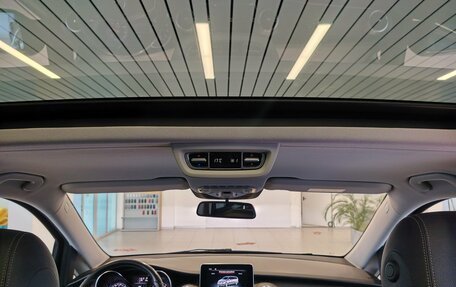 Mercedes-Benz V-Класс, 2016 год, 4 000 000 рублей, 11 фотография