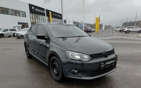 Volkswagen Polo VI (EU Market), 2011 год, 660 000 рублей, 3 фотография