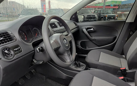 Volkswagen Polo VI (EU Market), 2011 год, 660 000 рублей, 20 фотография
