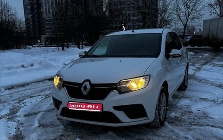 Renault Logan II, 2021 год, 750 000 рублей, 1 фотография