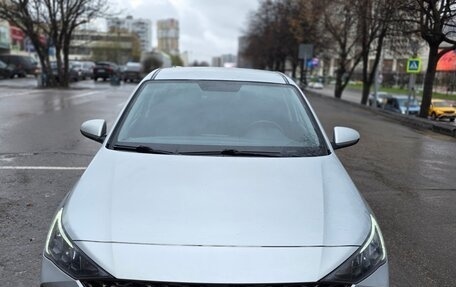 Hyundai Solaris II рестайлинг, 2021 год, 1 650 000 рублей, 1 фотография