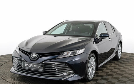 Toyota Camry, 2019 год, 2 900 000 рублей, 1 фотография