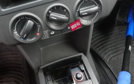 Volkswagen Polo IV рестайлинг, 2007 год, 850 000 рублей, 4 фотография