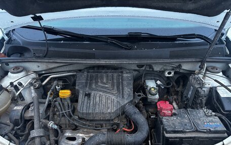 Renault Logan II, 2021 год, 750 000 рублей, 7 фотография