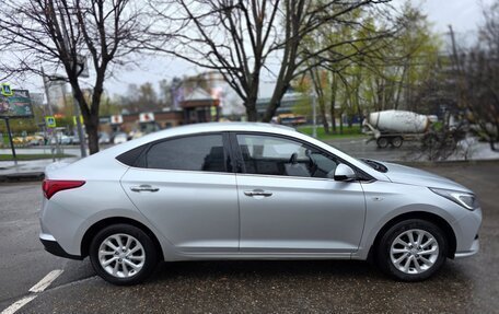 Hyundai Solaris II рестайлинг, 2021 год, 1 650 000 рублей, 3 фотография