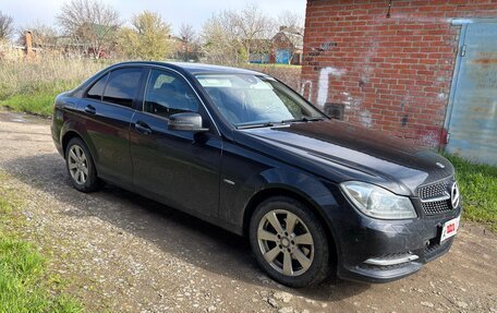 Mercedes-Benz C-Класс, 2011 год, 1 300 000 рублей, 2 фотография
