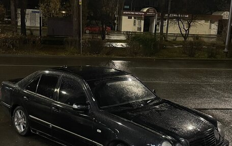 Mercedes-Benz E-Класс, 1997 год, 310 000 рублей, 5 фотография