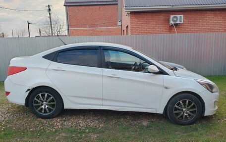 Hyundai Solaris II рестайлинг, 2014 год, 590 000 рублей, 4 фотография