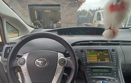 Toyota Prius, 2009 год, 1 120 000 рублей, 8 фотография