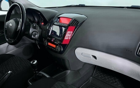 KIA cee'd I рестайлинг, 2009 год, 599 000 рублей, 14 фотография