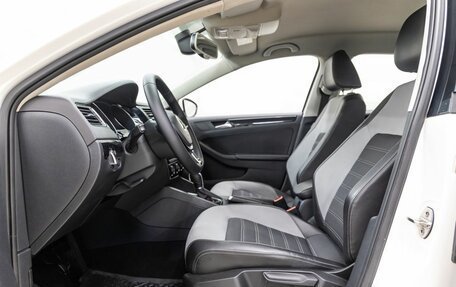 Volkswagen Jetta VI, 2015 год, 1 278 000 рублей, 30 фотография