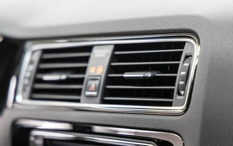 Volkswagen Jetta VI, 2015 год, 1 278 000 рублей, 32 фотография