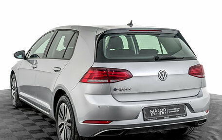 Volkswagen Golf VII, 2019 год, 2 270 000 рублей, 7 фотография