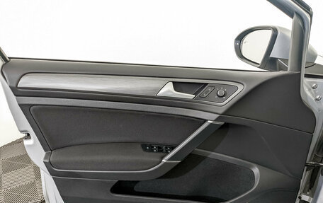 Volkswagen Golf VII, 2019 год, 2 270 000 рублей, 19 фотография