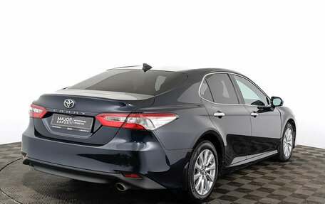 Toyota Camry, 2019 год, 2 900 000 рублей, 5 фотография