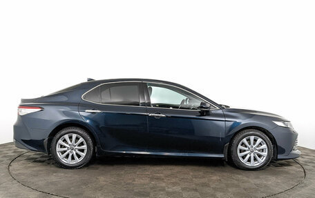 Toyota Camry, 2019 год, 2 900 000 рублей, 4 фотография