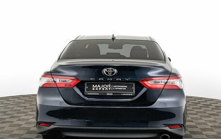 Toyota Camry, 2019 год, 2 900 000 рублей, 6 фотография