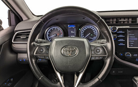 Toyota Camry, 2019 год, 2 900 000 рублей, 22 фотография