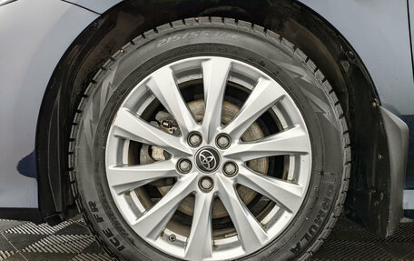 Toyota Camry, 2019 год, 2 900 000 рублей, 12 фотография