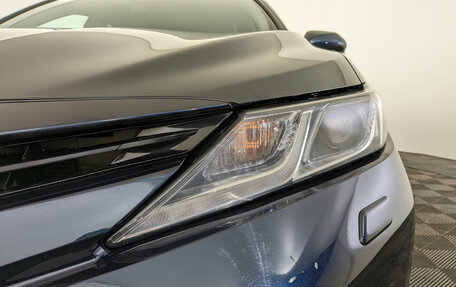 Toyota Camry, 2019 год, 2 900 000 рублей, 11 фотография