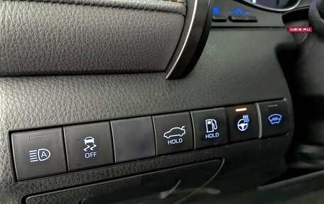 Toyota Camry, 2019 год, 2 900 000 рублей, 28 фотография