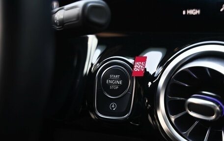 Mercedes-Benz GLA, 2020 год, 3 249 000 рублей, 10 фотография