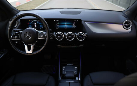 Mercedes-Benz GLA, 2020 год, 3 249 000 рублей, 17 фотография