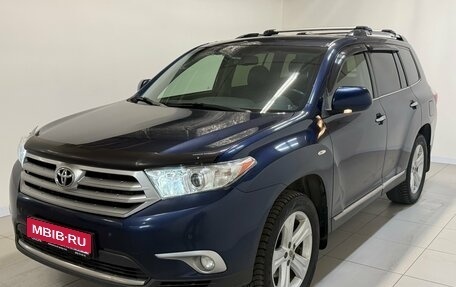 Toyota Highlander III, 2012 год, 1 470 000 рублей, 1 фотография