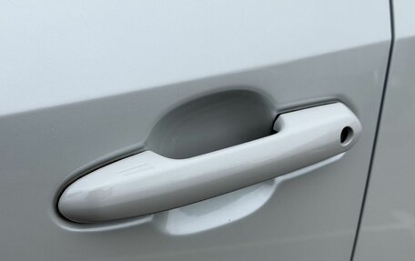 Toyota RAV4, 2022 год, 3 890 000 рублей, 12 фотография