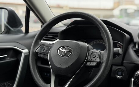 Toyota RAV4, 2022 год, 3 890 000 рублей, 20 фотография