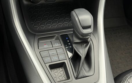 Toyota RAV4, 2022 год, 3 890 000 рублей, 27 фотография