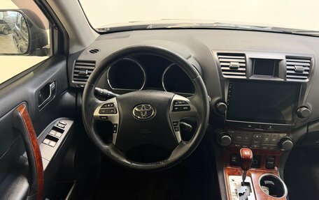 Toyota Highlander III, 2012 год, 1 470 000 рублей, 7 фотография
