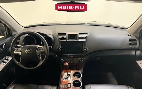 Toyota Highlander III, 2012 год, 1 470 000 рублей, 6 фотография