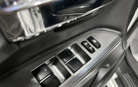 Toyota Land Cruiser 200, 2012 год, 4 177 000 рублей, 21 фотография