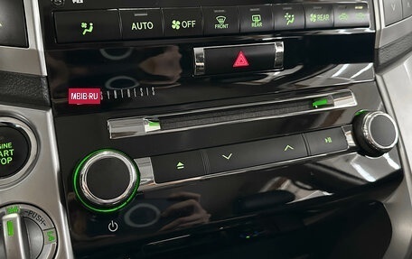 Toyota Land Cruiser 200, 2012 год, 4 177 000 рублей, 31 фотография