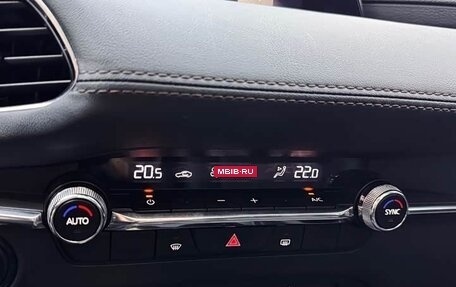 Mazda 3, 2022 год, 1 740 000 рублей, 19 фотография