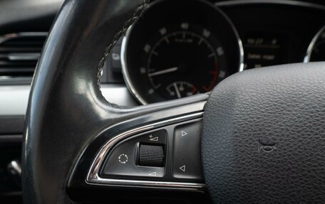 Skoda Superb III рестайлинг, 2014 год, 1 165 000 рублей, 21 фотография