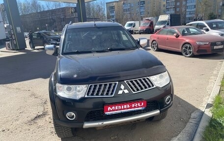 Mitsubishi Pajero Sport II рестайлинг, 2013 год, 1 750 000 рублей, 1 фотография